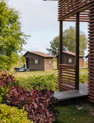 Divvietīgā kempinga mājiņa ar terasi