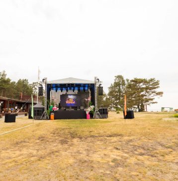 Kolektiviem koncerta skatuve